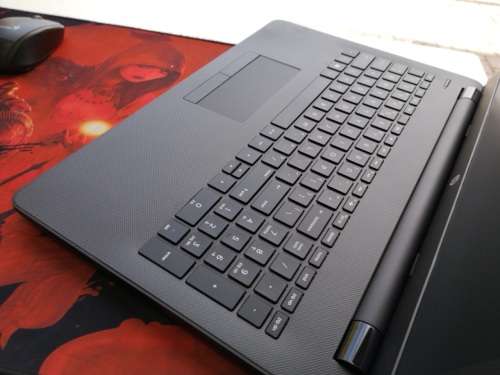 *Excellent Condition*HP 15 RAX*6TH GEN*N3060*4GB DDR4*500GB HDD*